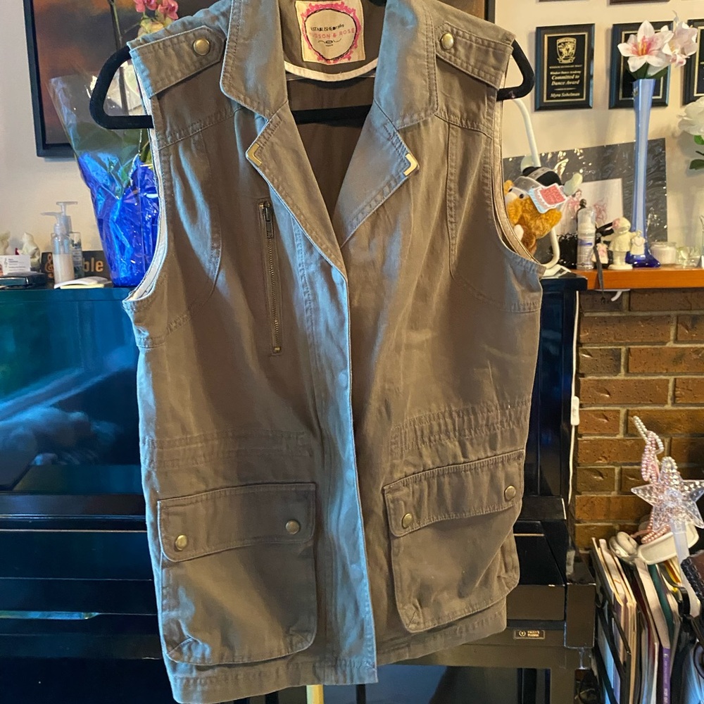 Hudson & Rose Olive Utility Vest with Pink Logo Detail